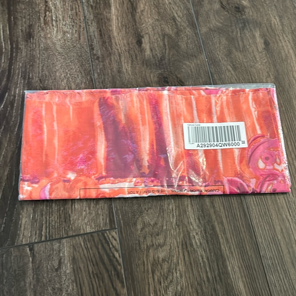 New with tags Isaac Mizrahi Live Scarf